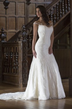 D588-Tricia-front-web762-1